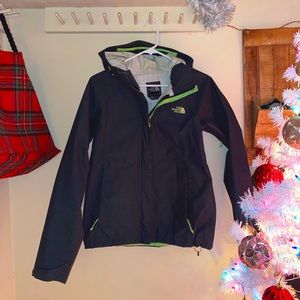 Women’s North Face Raincoat